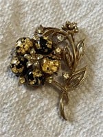 Vintage Coro gold tone with rhinestones brooch