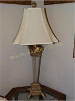 Table lamp, 3'h and end table, beveled glass top,