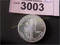 Uncirculated one ounce .999 silver round