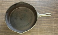 12IN. 6 WAGNER CAST IRON PAN