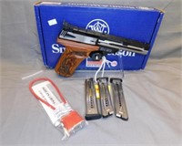 Smith and Wesson model 22A-1 cal. 22LR 10 shot