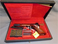 Browning model medalist cal. 22LR 10 shot semi