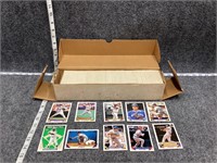 Early 90s Topps Baseball Cards