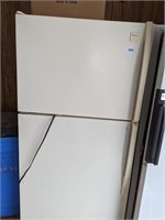 Whirlpool 18.2cf Refrigerator