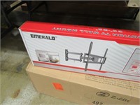 2 ITEMS: TV WALL MOUNT & 4 LIGHT VANITY FIXTURE