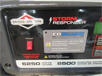 BRIGGS & STRATTON STORM RESPONDER 6250W GAS POWERE