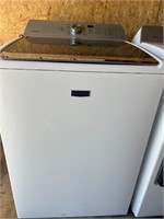 MAYTAG BRAVOS XL MCT CLOTHING WASHER NICE