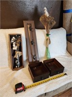 Drawer shelves, towel/coat hanger,dried flower