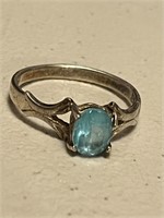 Silver Ring w/Stone