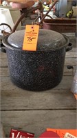 Speckled granite canner