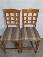 Mid-Rise Dining Chairs