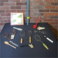VTG Utensils and wall plaque