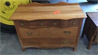 Antique oak serpentine top drawers dresser no