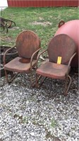 2 metal lawn chairs