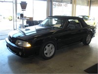 1988 FORD MUSTANG CONVERTIBLE (RIDES & DRIVES )