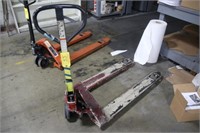 Pallet Jack, 3,000 Lb Capacity