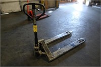 Pallet Jack, 3,000 Lb Capacity