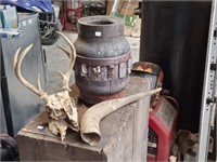 antique wagon wheel hub,antlers & horn