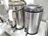 LOT, 2 PCS ASST SIZE S/S INSULATED DRINK THERMOS