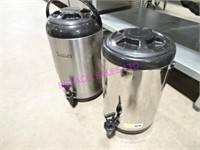 LOT, 2 PCS ASST SIZE S/S INSULATED DRINK THERMOS