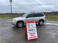 2006 GMC Envoy Denali - Titled