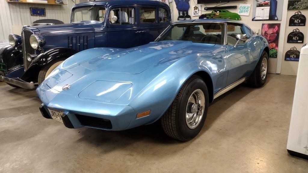 1976 Chev Corvette Stingrays. Metallic Blue