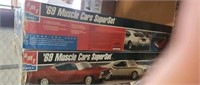 2 x Muscle Car Model Kits 3 cars in each kit