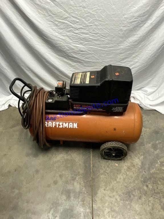 Craftsman 25 gallon, 4 hp air compressor, single c