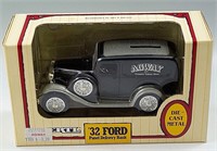 ERTL 1932 FORD PANEL TRUCK DIE-CAST COIN BANK 1/25