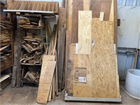 Plywood and assorted wood pieces