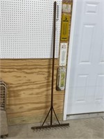 Primitive Wood Muck Rake PU ONLY