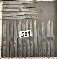 18 Knife Blades Stock