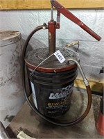 Five Gallon Bucket Oil Dispenser