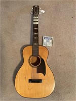 CAPITOL ACOUSTIC GUITAR MODEL #319.12090000 WITH