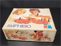 1975 Amphibio Tupperware Toy