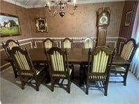 Dining Table w/8 Chairs (Royal Charter Oak)