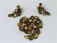 Vintage Kramer Molded Multi-Stone Brooch Demi