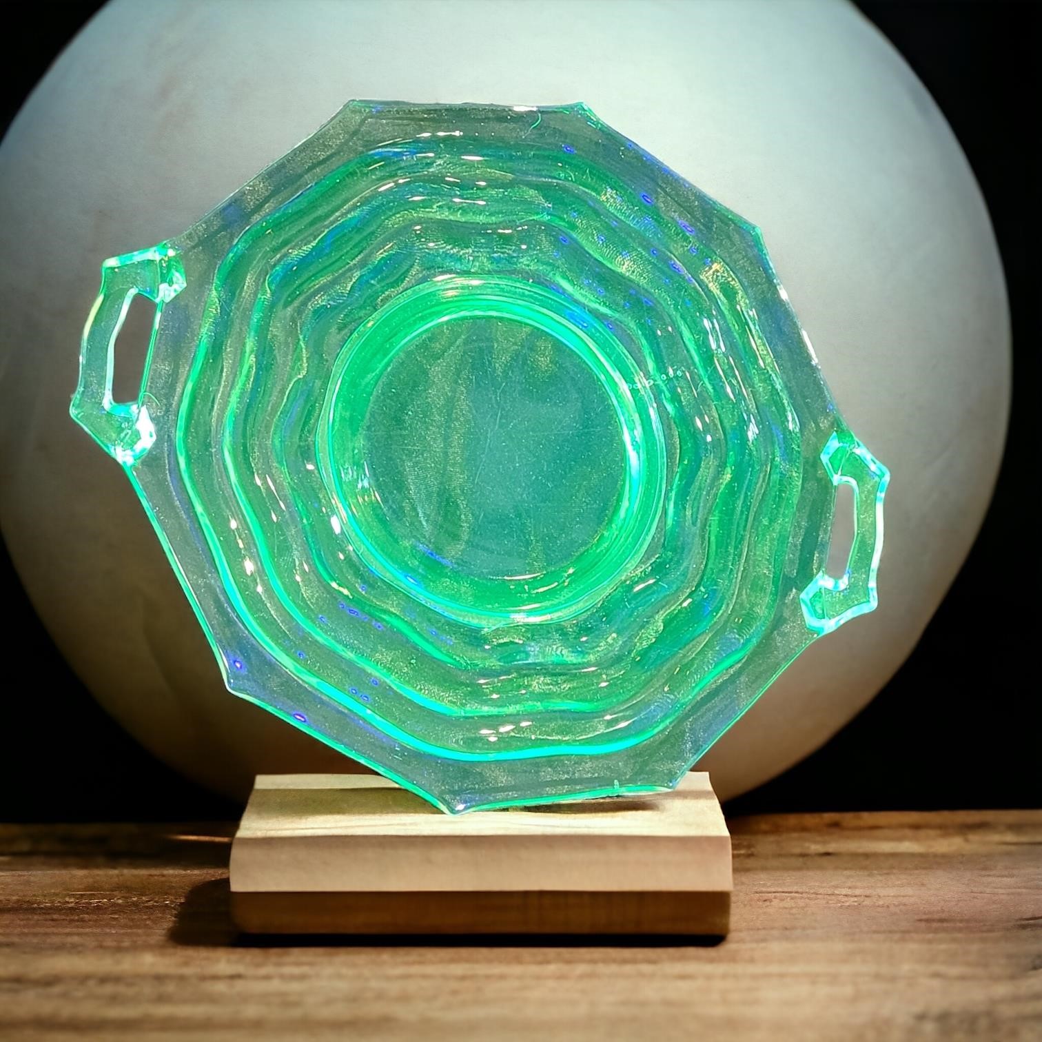 D.C. Jenkin's Vaseline Glass Ocean Waves Plate