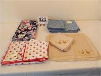 Table Cloths, Napkins, Place Mats