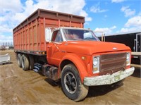 1971 Chevy C60 Grain Truck #