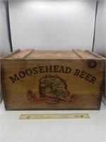 Vintage advertising Moosehead beer crate measures