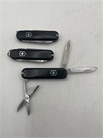 VICTORINOX CLASSIC SD BLACK pick knife scissors