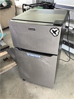 EMERSON MINI FRIDGE - TESTED