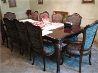 Beautiful 8ft+Dining table with chairs