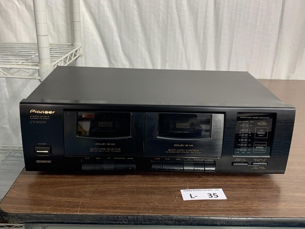 Pioneer CT-W103 Cassette Deck