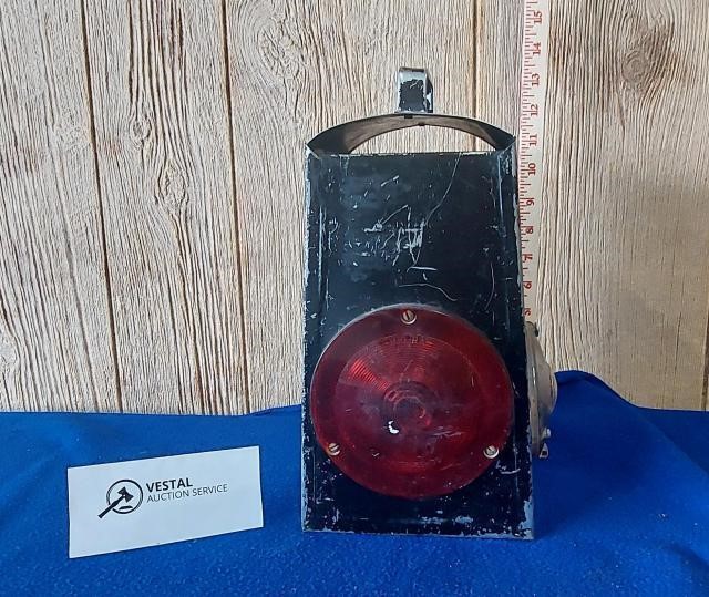 Amish Taillight w/ Lantern