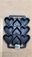 Cast Iron " heart " baking pan