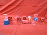 Crystal figures w/boxes.