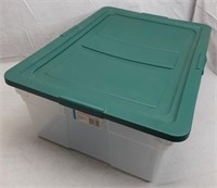 C12) Rubbermaid 11 Gallon Storage Box Bin Tote
