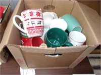 BOX OF MIXED CUPS
